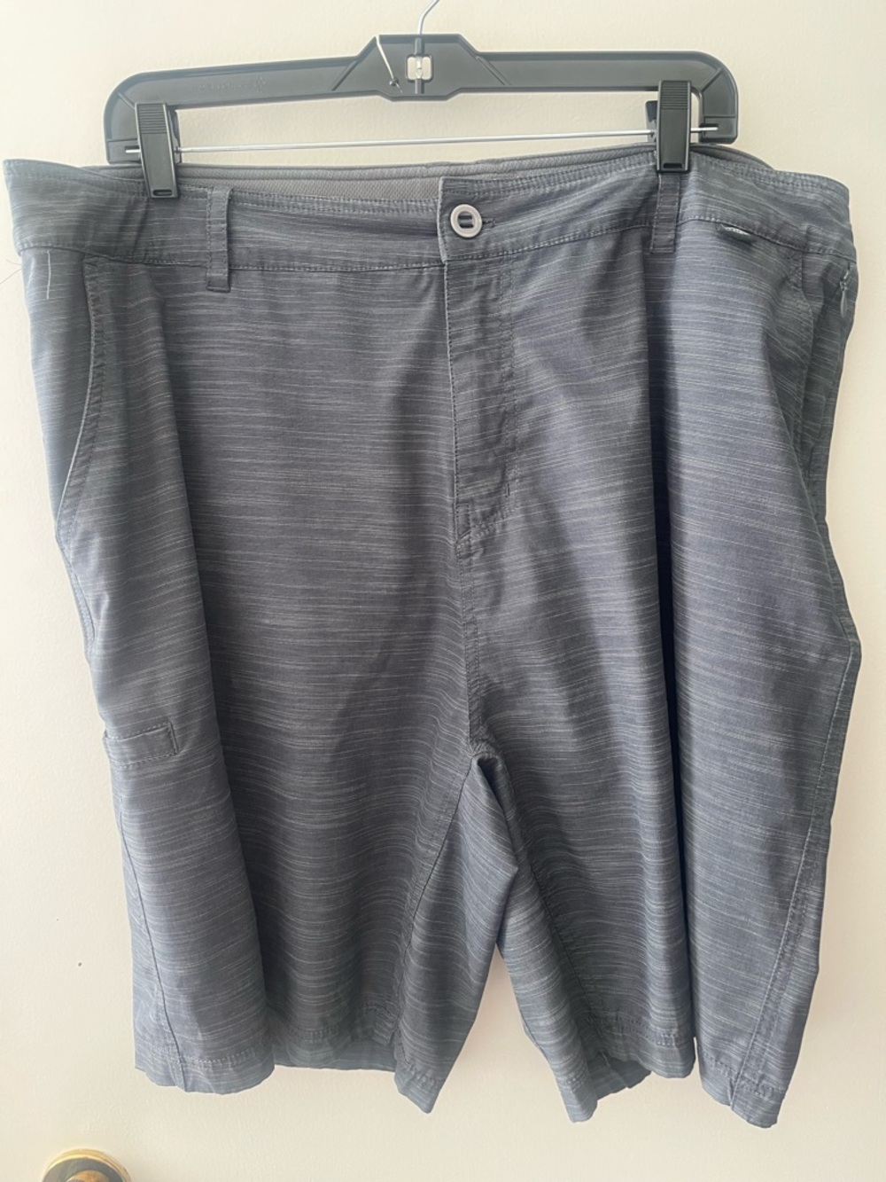 AFTCO Men's Athletic Shorts in Charcoal Gray